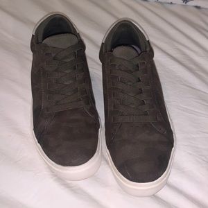 Dr. Scholl’s Camo green slip on shoes Women’s 7.5 Great condition